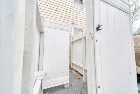 8 Spinnaker Street Sandwich MA 02563