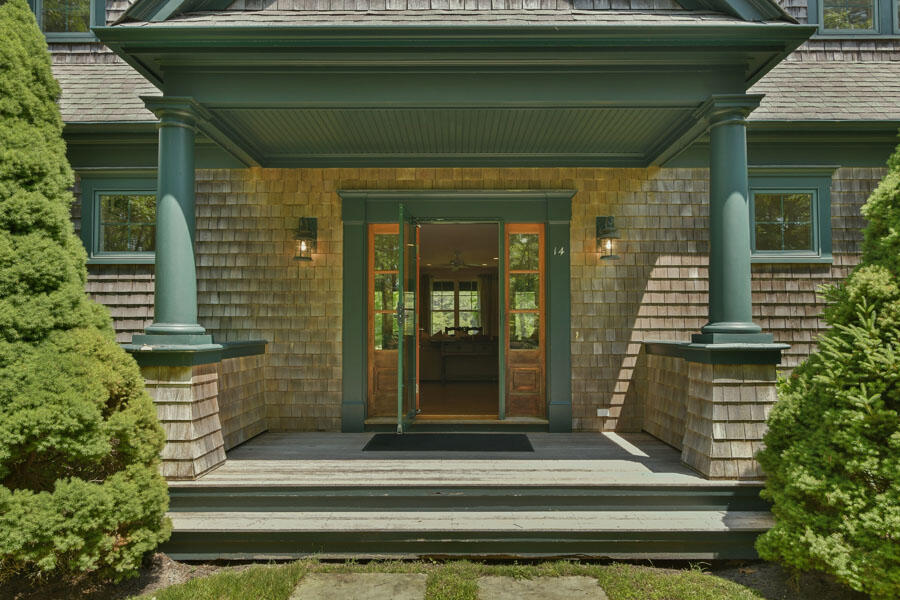 14 Indian Trail Osterville MA 02655