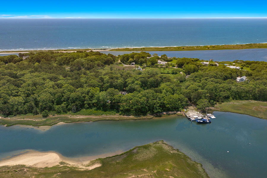14 Indian Trail Osterville MA 02655