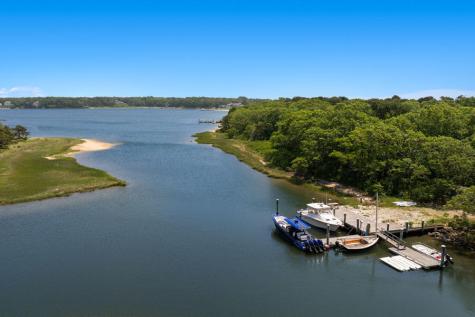 14 Indian Trail Barnstable MA 02655