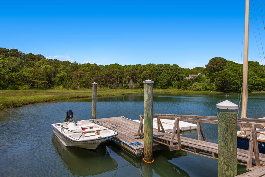 14 Indian Trail Osterville MA 02655