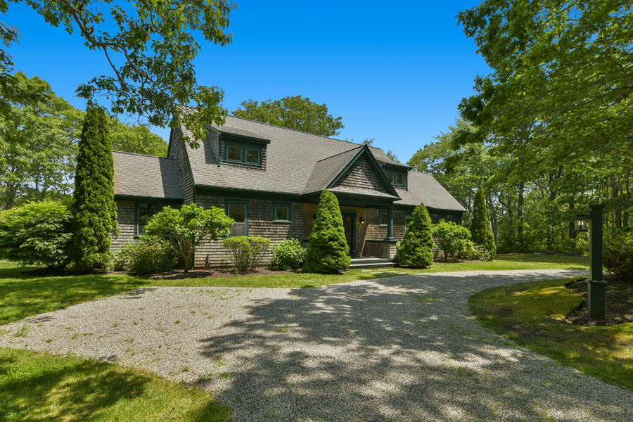 14 Indian Trail Osterville MA 02655
