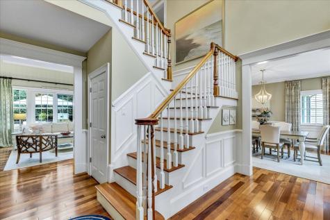 11 Teal Circle Mashpee MA 02649