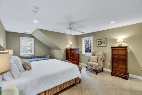 11 Teal Circle Mashpee MA 02649