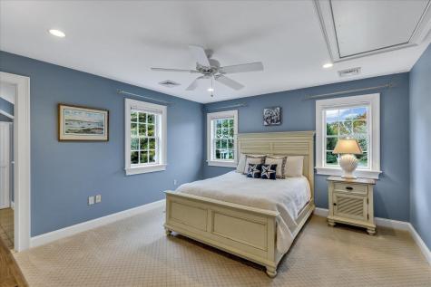 11 Teal Circle Mashpee MA 02649