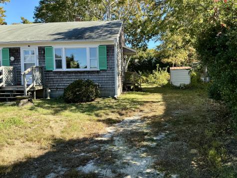 39 Bayview Road Mashpee MA 02649