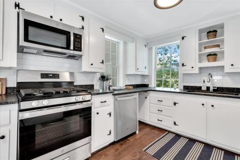 13 Silver Street Harwich MA 02671