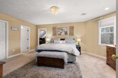 8 Jillian Drive Bourne MA 02532