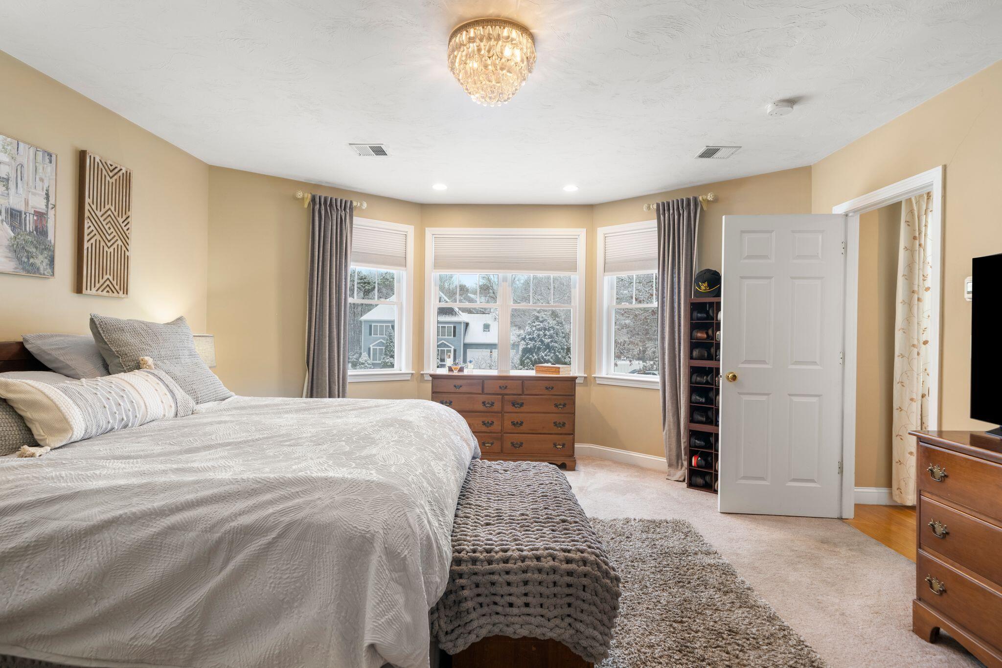 8 Jillian Drive Bourne MA 02532