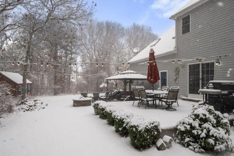 8 Jillian Drive Bourne MA 02532