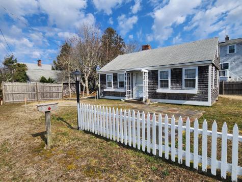 16 Whortleberry Lane Dennis MA 02639