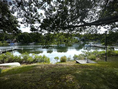 82 Edgewater Drive East Falmouth MA 02536