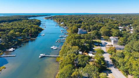 82 Edgewater Drive East Falmouth MA 02536