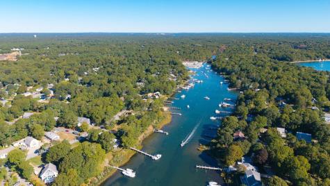 82 Edgewater Drive East Falmouth MA 02536