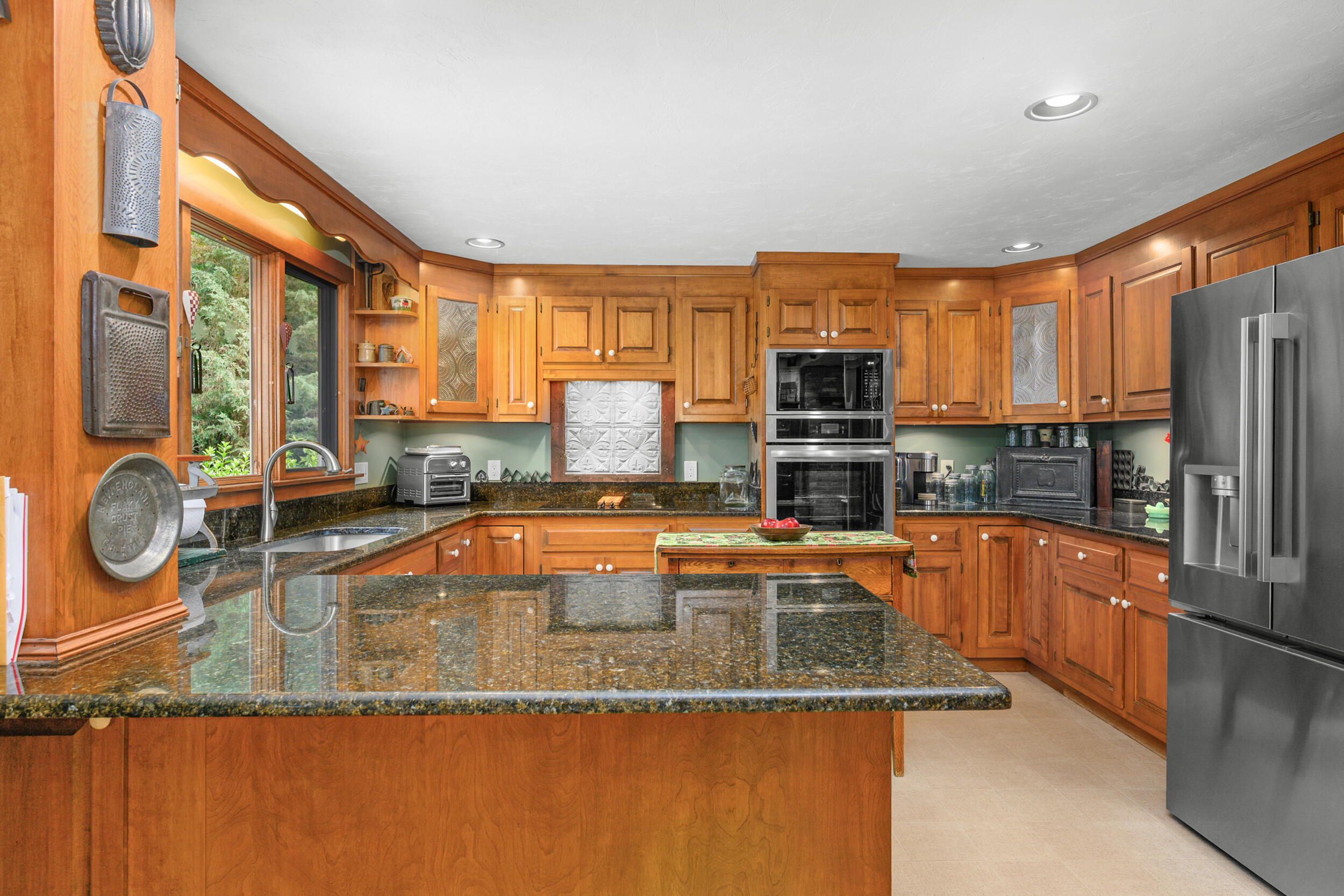 8 Crestview Dr Extension East Sandwich MA 02537