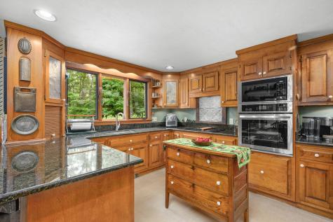 8 Crestview Dr Extension East Sandwich MA 02537