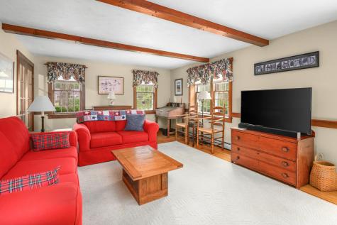 8 Crestview Dr Extension East Sandwich MA 02537