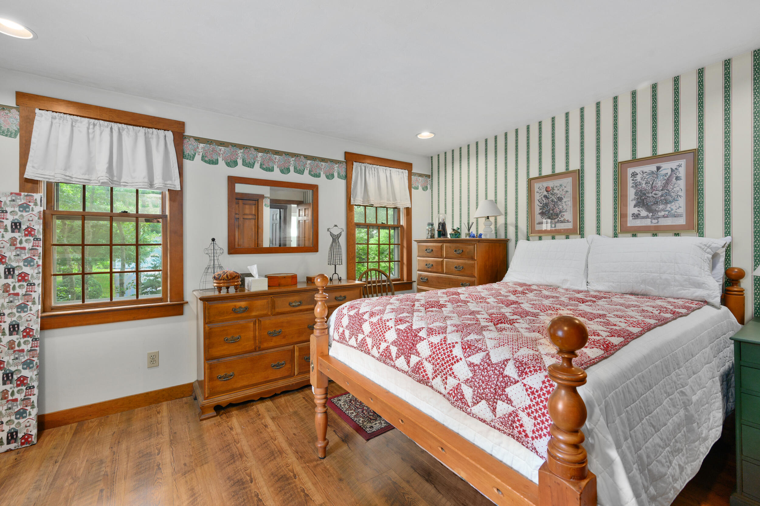 8 Crestview Dr Extension East Sandwich MA 02537