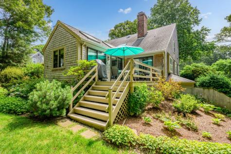 8 Crestview Dr Extension East Sandwich MA 02537