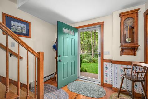 8 Crestview Dr Extension East Sandwich MA 02537