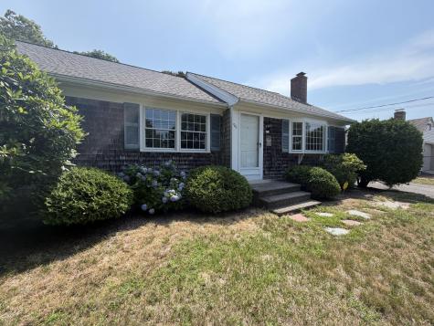 96 Pawkannawkut Drive MA 02664