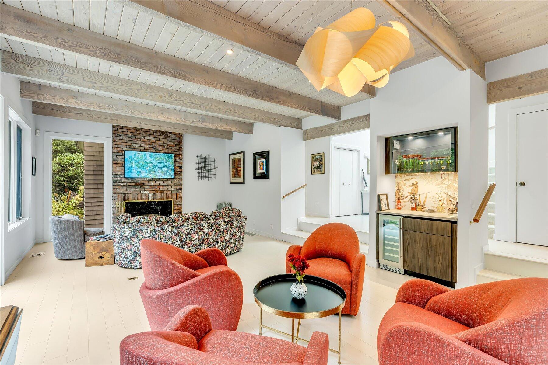 50 Topping Lift Mashpee MA 02649