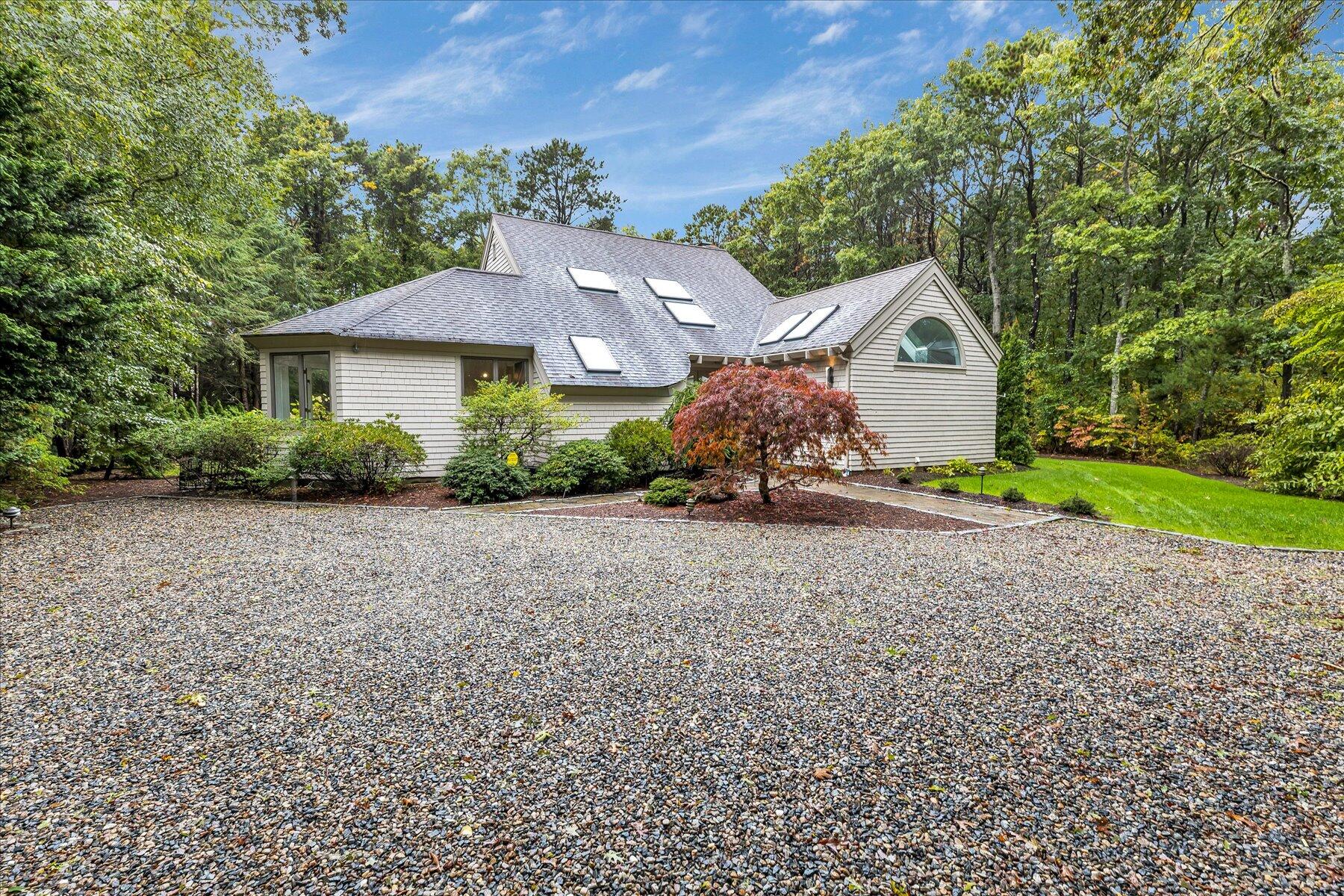 50 Topping Lift Mashpee MA 02649