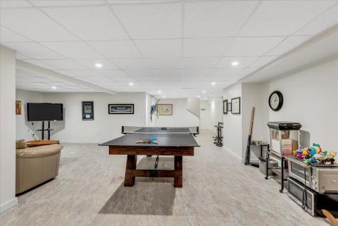 50 Topping Lift Mashpee MA 02649