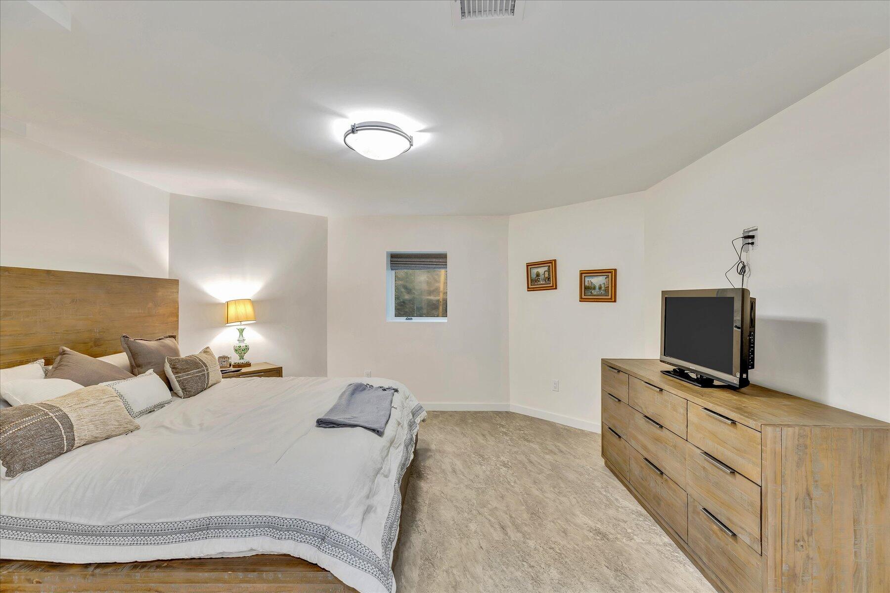 50 Topping Lift Mashpee MA 02649