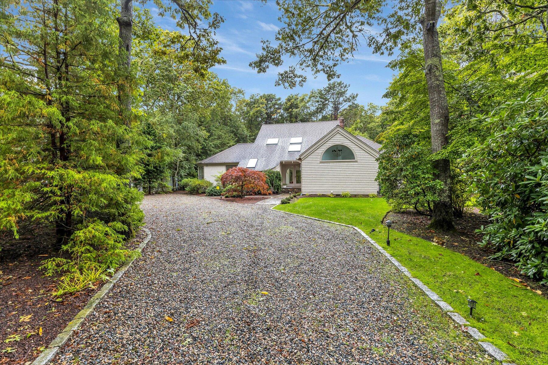 50 Topping Lift Mashpee MA 02649