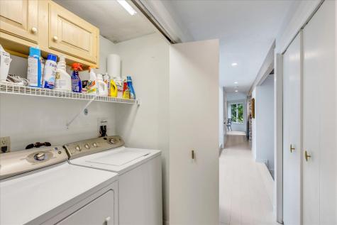 50 Topping Lift Mashpee MA 02649