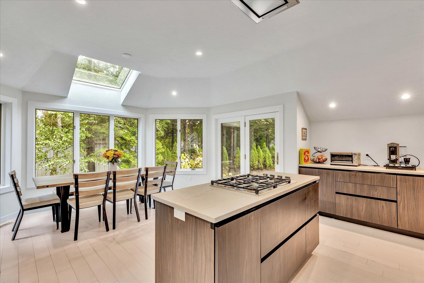 50 Topping Lift Mashpee MA 02649