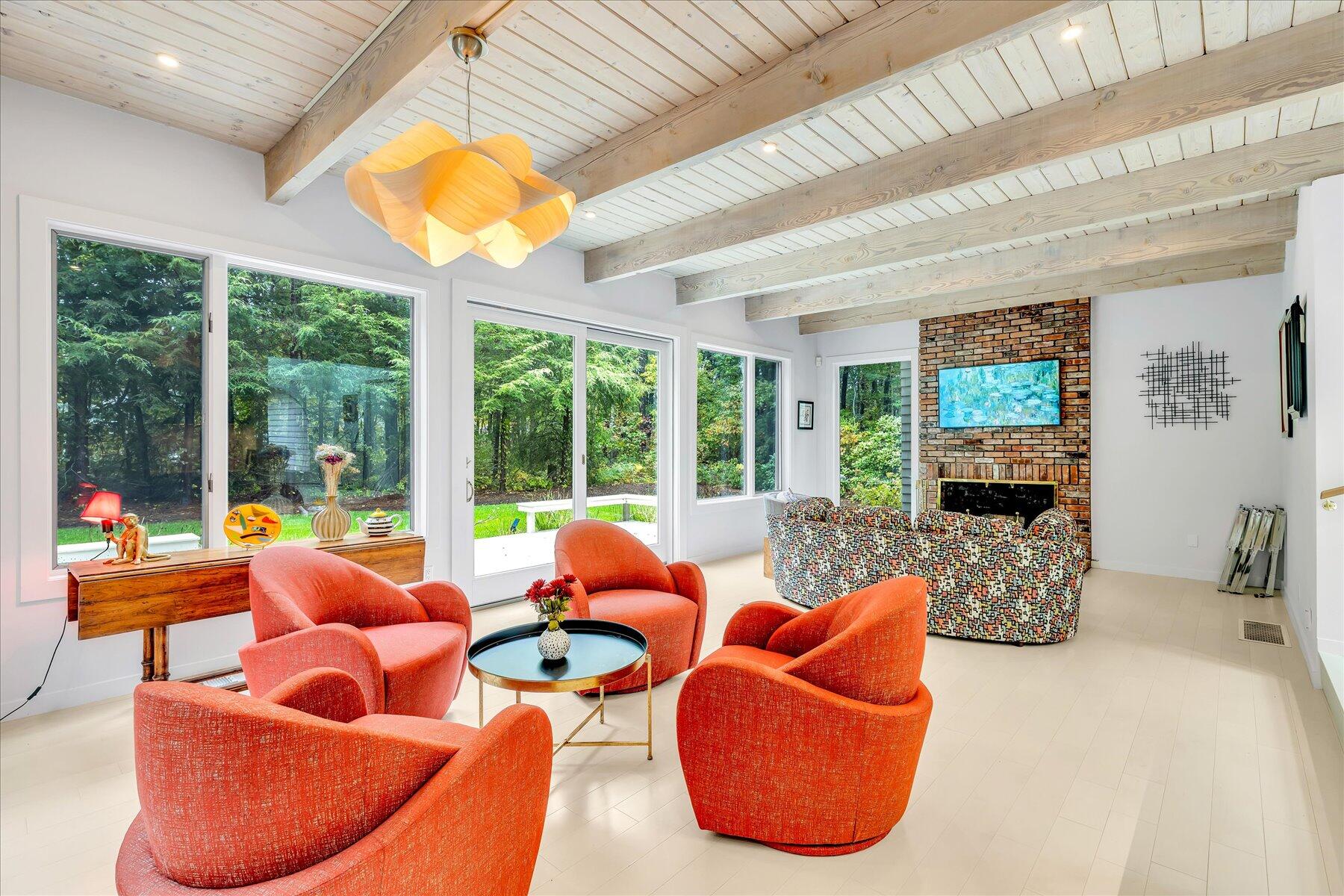 50 Topping Lift Mashpee MA 02649