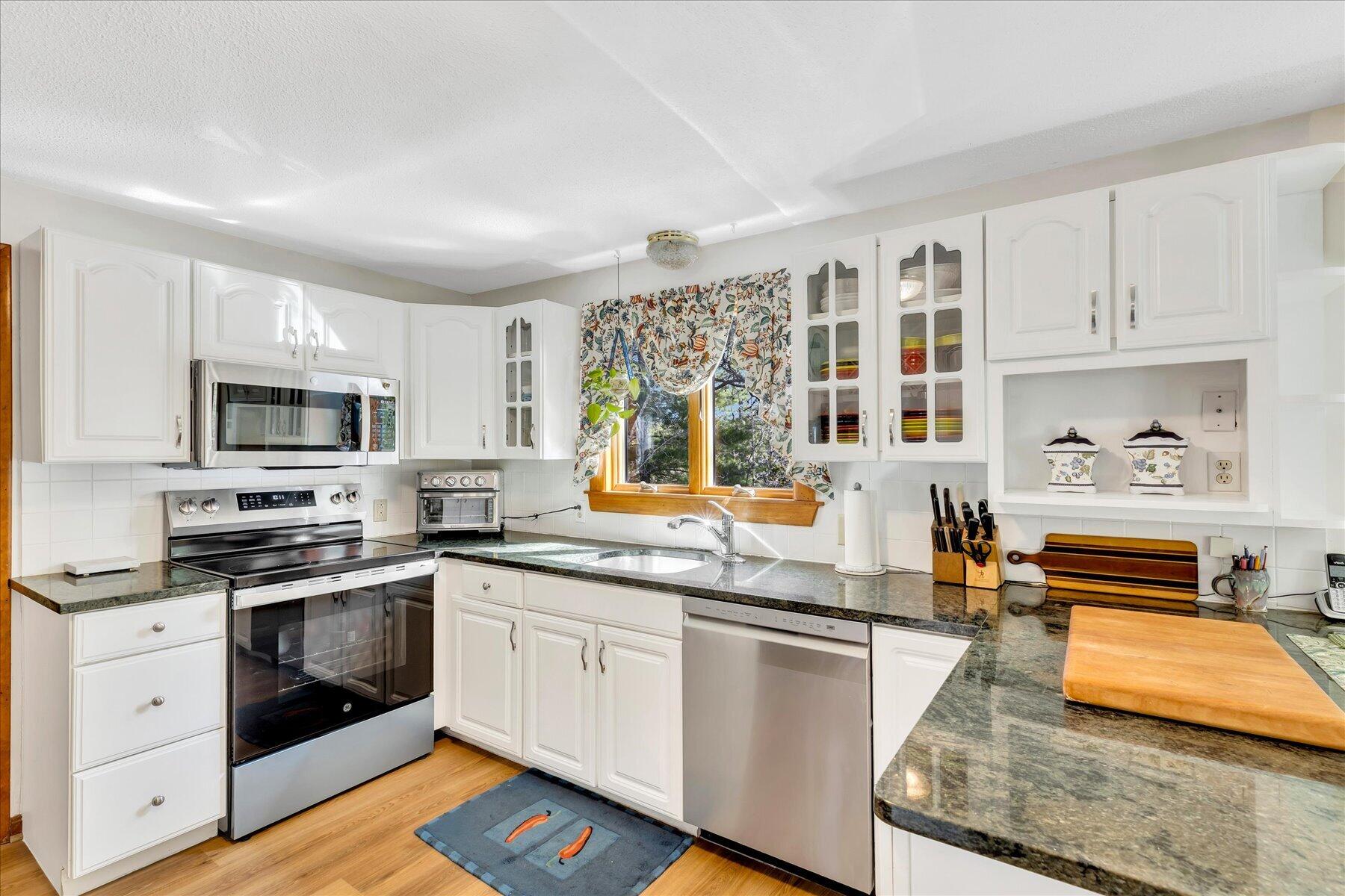 99 Captain Samadrus Road Barnstable MA 02635