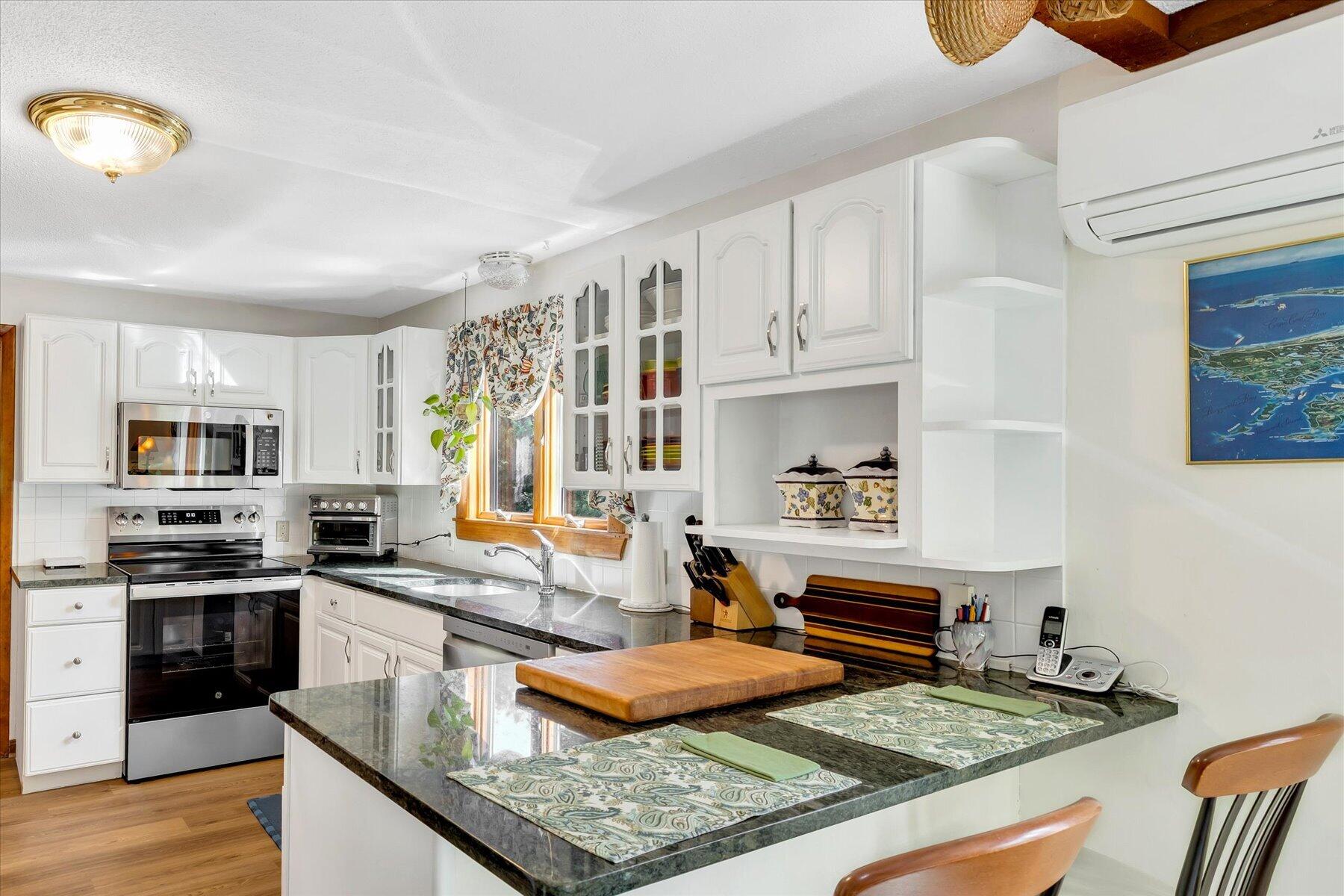 99 Captain Samadrus Road Barnstable MA 02635