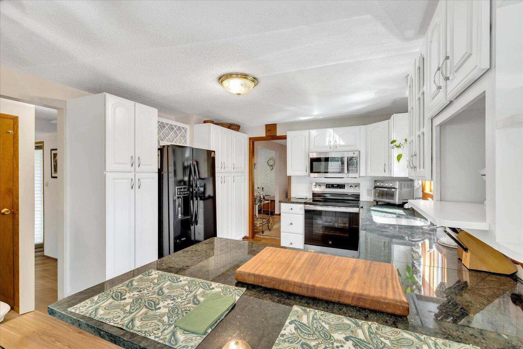 99 Captain Samadrus Road Barnstable MA 02635
