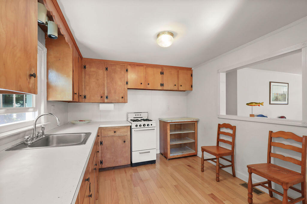 7 Yale Drive Falmouth MA 02536