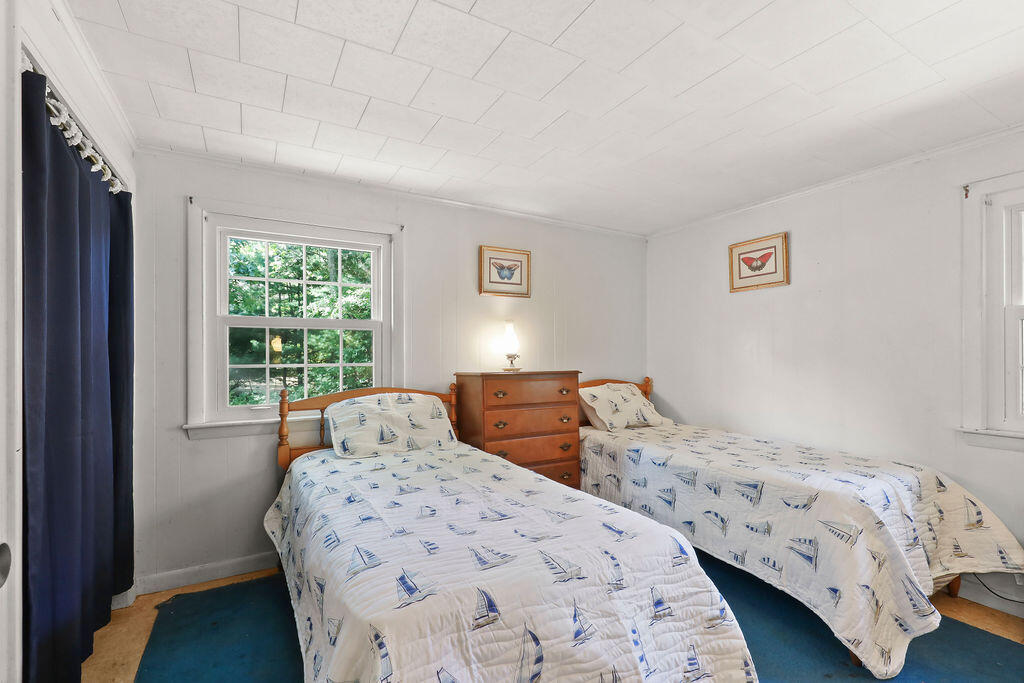 7 Yale Drive Falmouth MA 02536