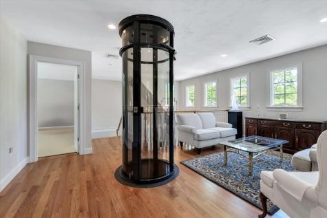 10 Open Space Drive Sandwich MA 02563
