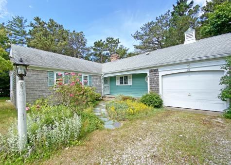 25 High Point Drive North Chatham MA 02650