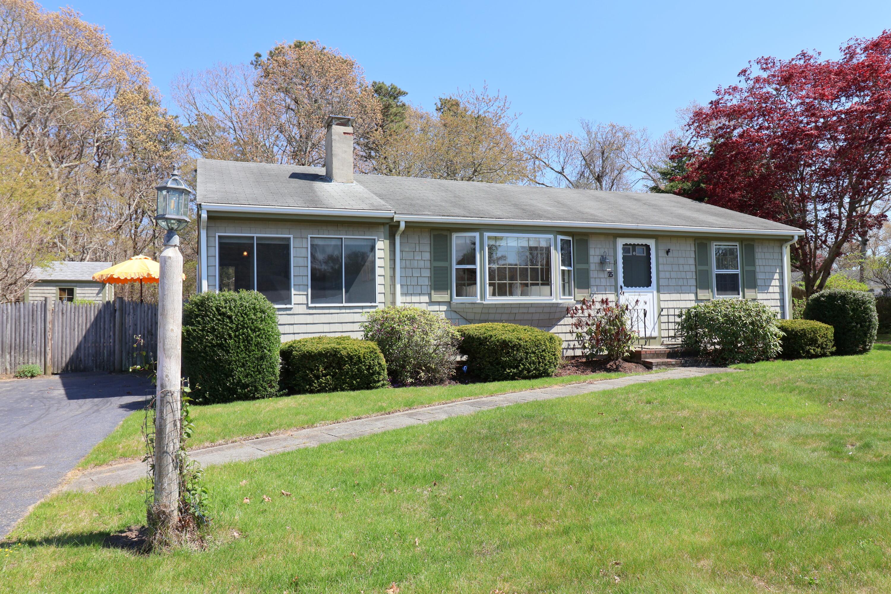 11 Leonard Road Dennis MA 02660