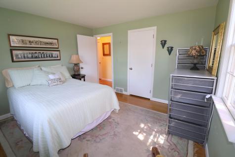 11 Leonard Road Dennis MA 02660