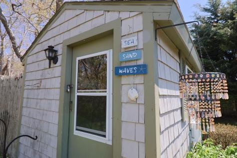 11 Leonard Road Dennis MA 02660