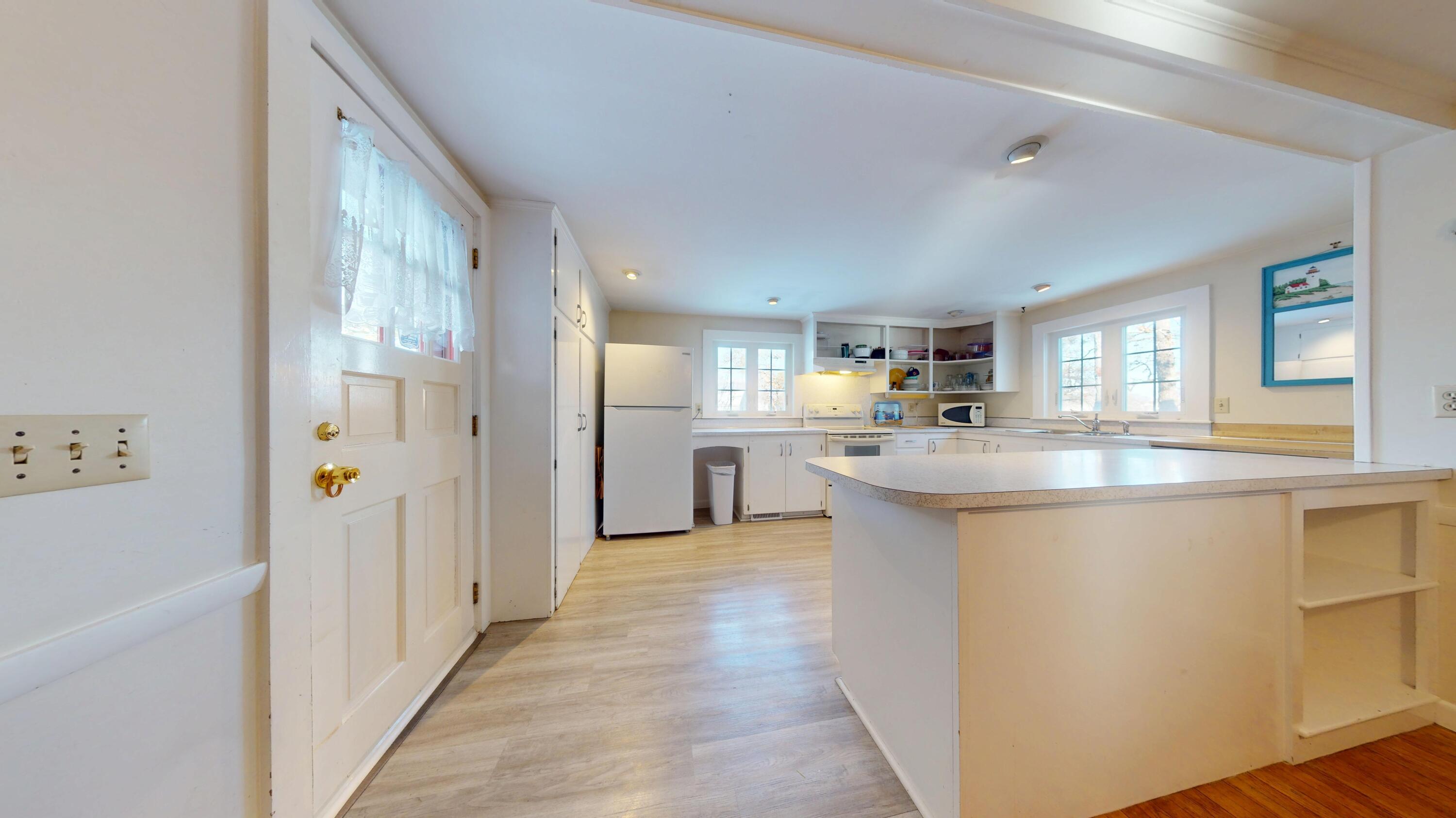 33 Kelleys Pond Road Dennis MA 02670