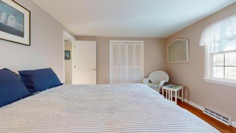 33 Kelleys Pond Road Dennis MA 02670