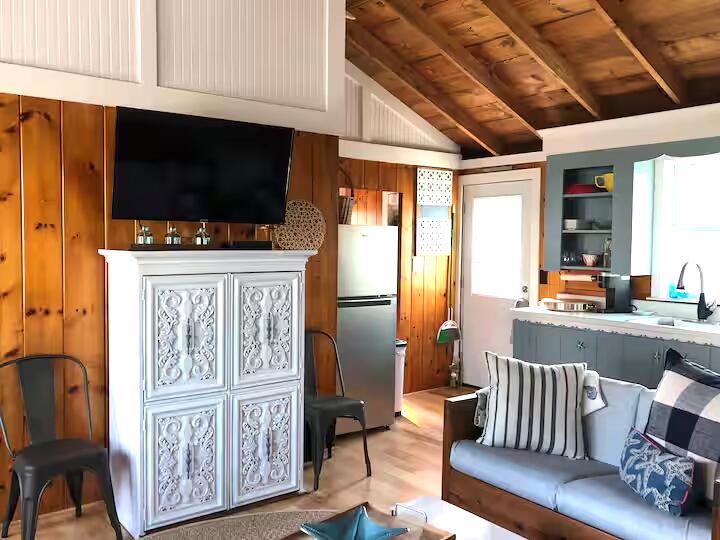 230 Old Wharf Dennis MA 02639