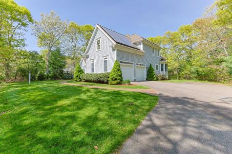 17 Payamps Road Mashpee MA 02649