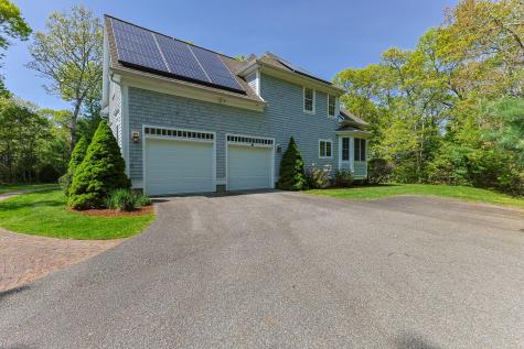 17 Payamps Road Mashpee MA 02649