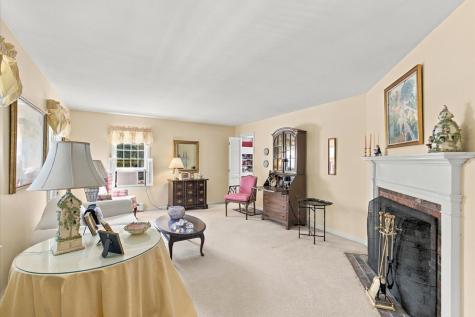 8 Loch Rannoch Way Yarmouth Port MA 02675