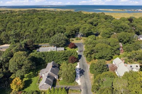 8 Loch Rannoch Way Yarmouth Port MA 02675